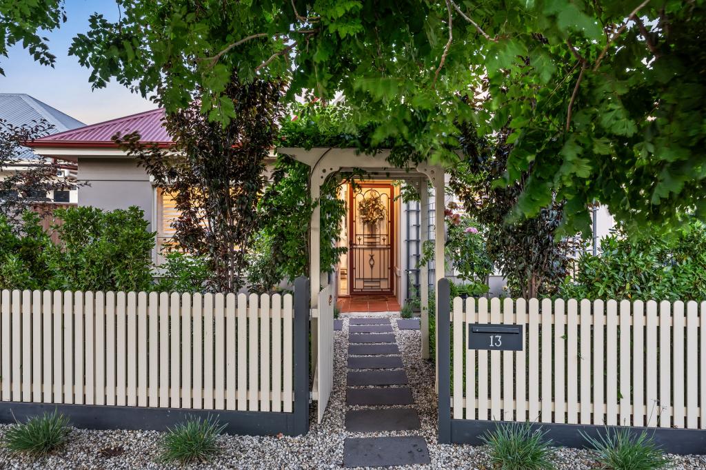 13 Dover Tce, Largs North, SA 5016