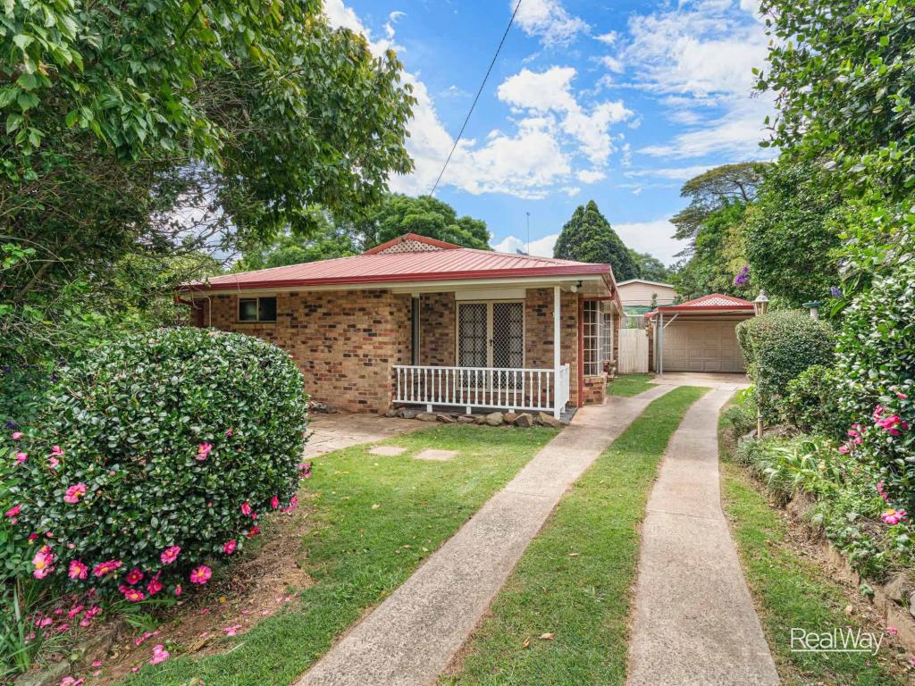 13 Sidney St, North Toowoomba, QLD 4350