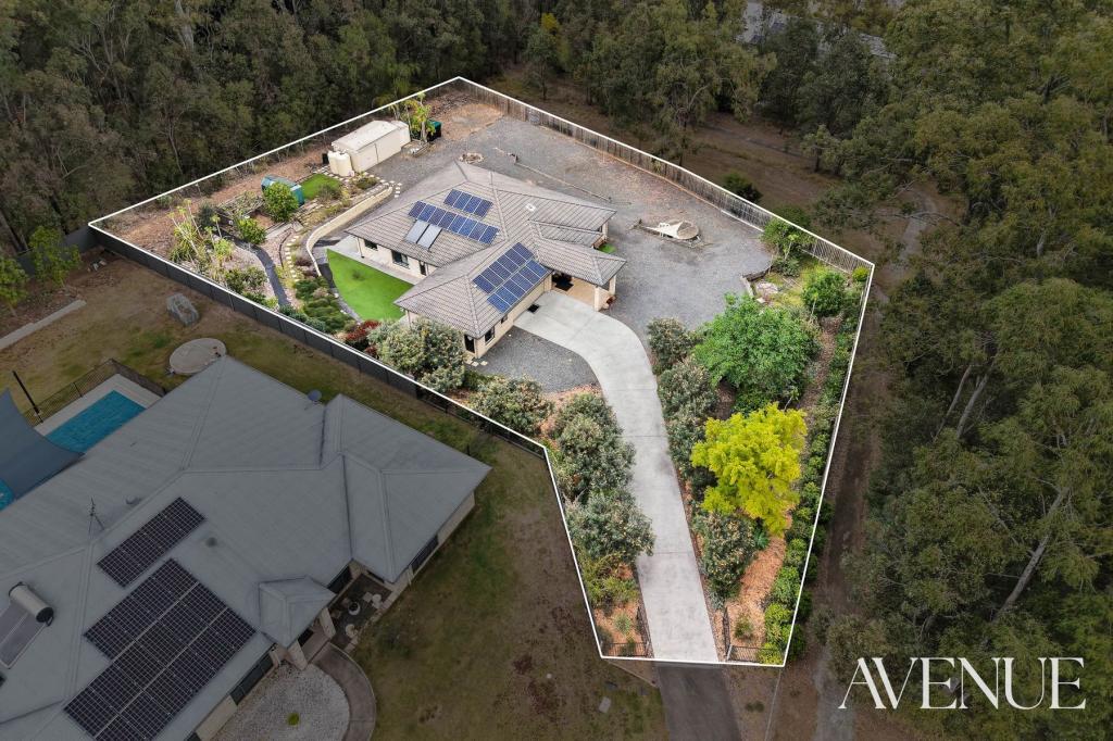 18 Camberwell Cl, Gleneagle, QLD 4285