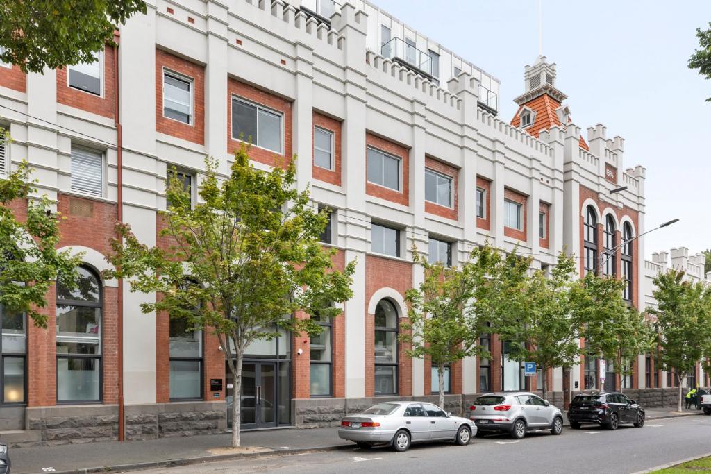 P2/191 POWLETT ST, EAST MELBOURNE, VIC 3002