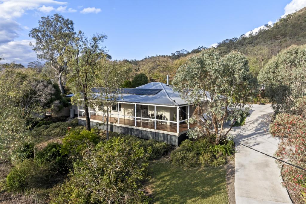 14 Jannusch Rd, Gowrie Mountain, QLD 4350