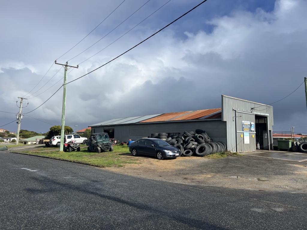 2a Albert St, Currie, TAS 7256