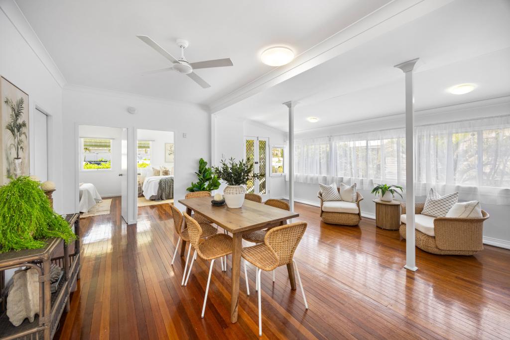 10 VERNEY ST, KINGS BEACH, QLD 4551