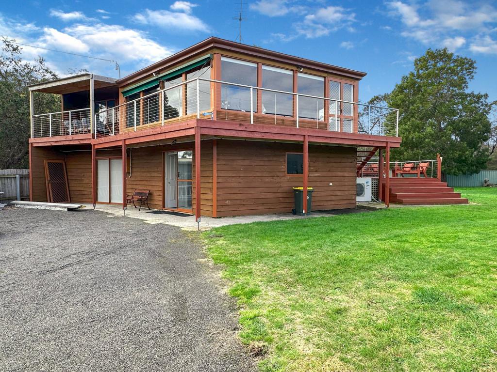 5 SWANWICK DR, COLES BAY, TAS 7215