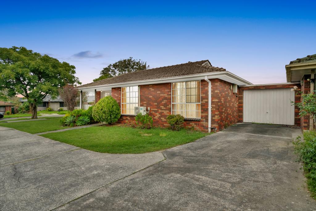 1/11 Dearing Ave, Cranbourne, VIC 3977