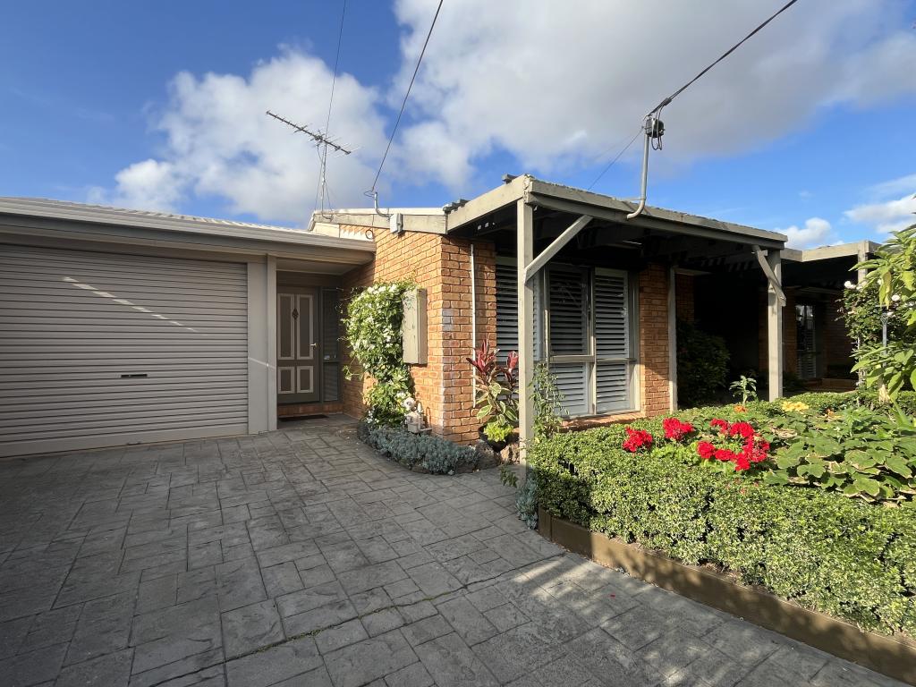 27 Felix St, Grovedale, VIC 3216