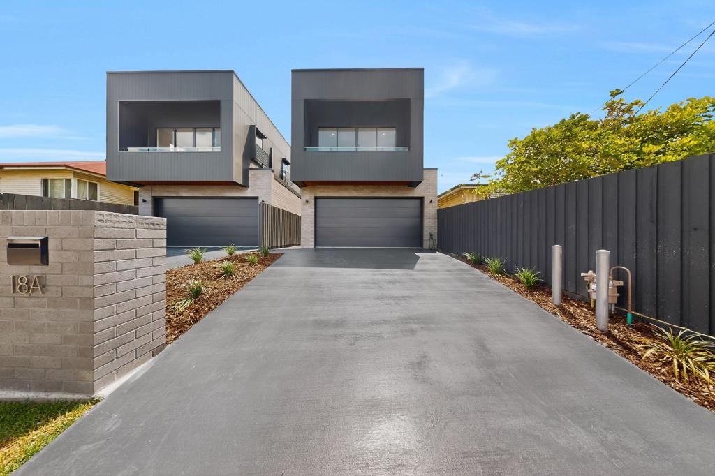 18 Dobbie St, Holland Park, QLD 4121