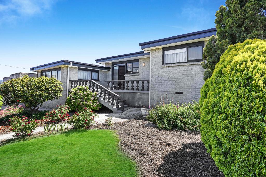 7 Egan St, Newnham, TAS 7248