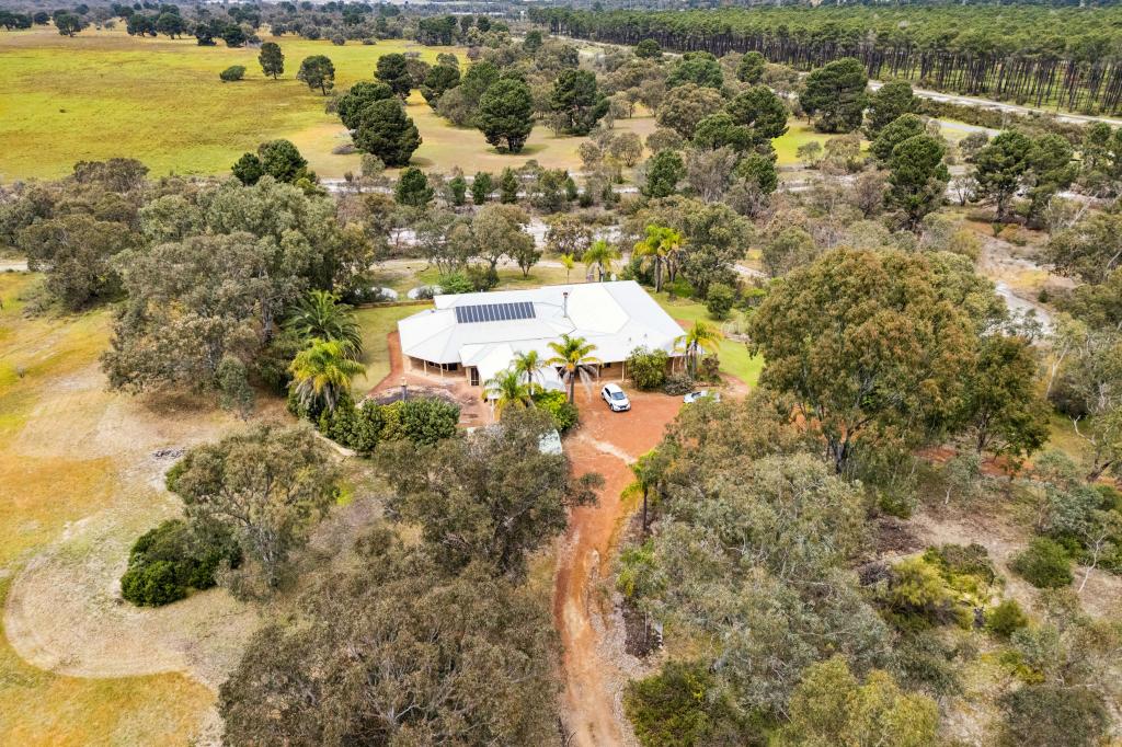 1521 Old Yanchep Rd, Pinjar, WA 6078
