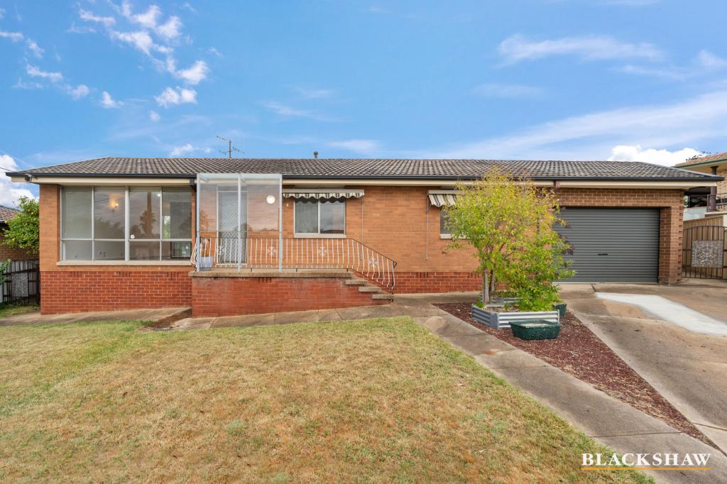 8 Michael Pde, Karabar, NSW 2620