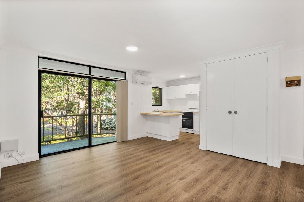 17/6-12 Hindmarsh Ave, North Wollongong, NSW 2500