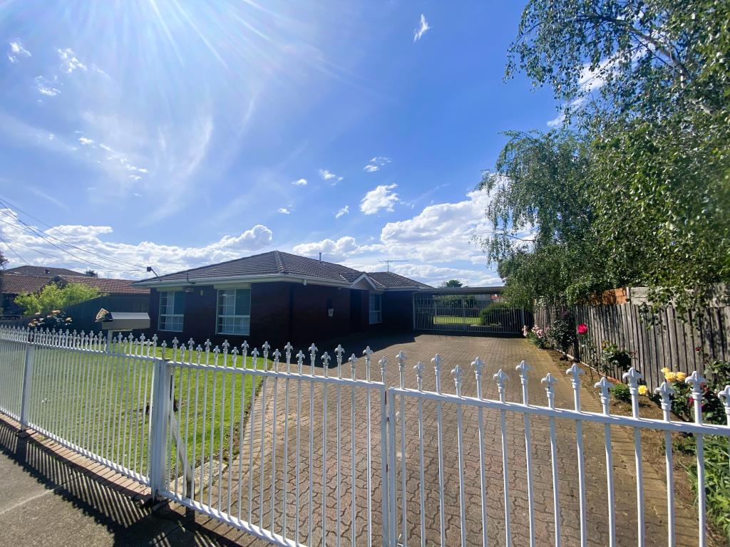 241 SHAWS RD, WERRIBEE, VIC 3030