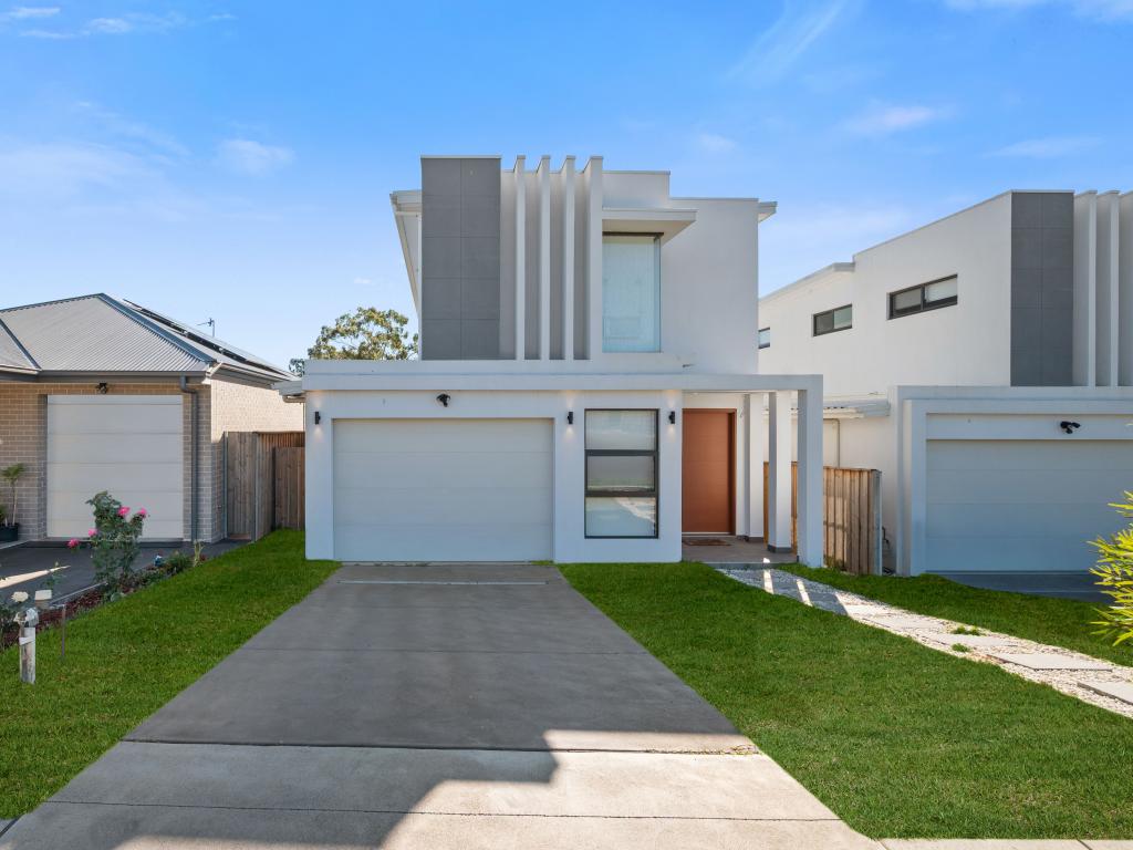 14 Dunstan Dr, Bradbury, NSW 2560