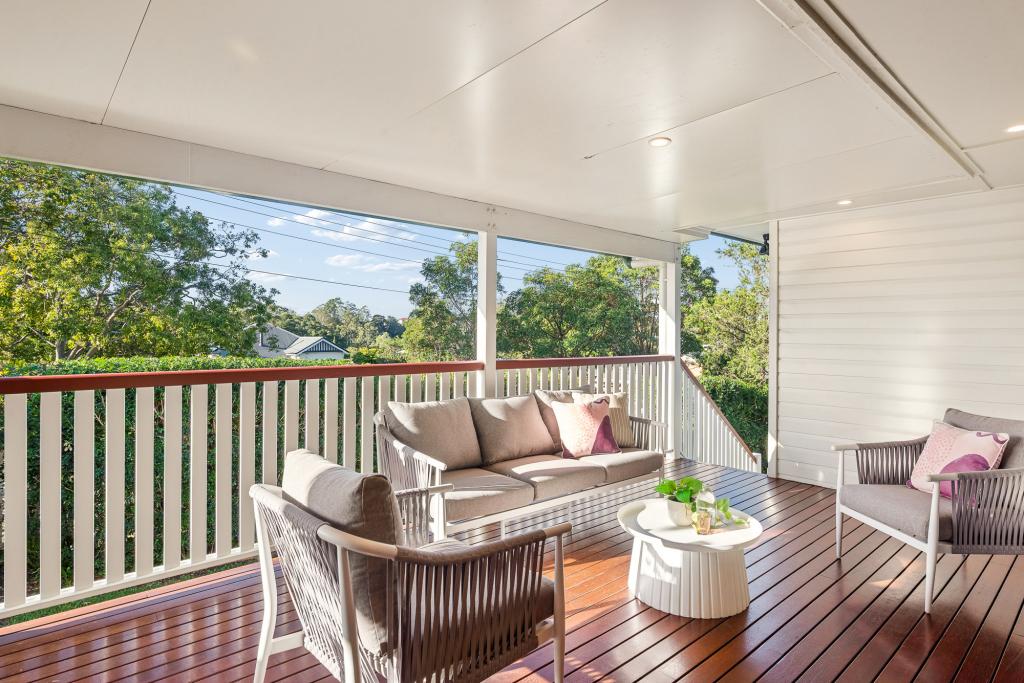 2 Fingal St, Tarragindi, QLD 4121