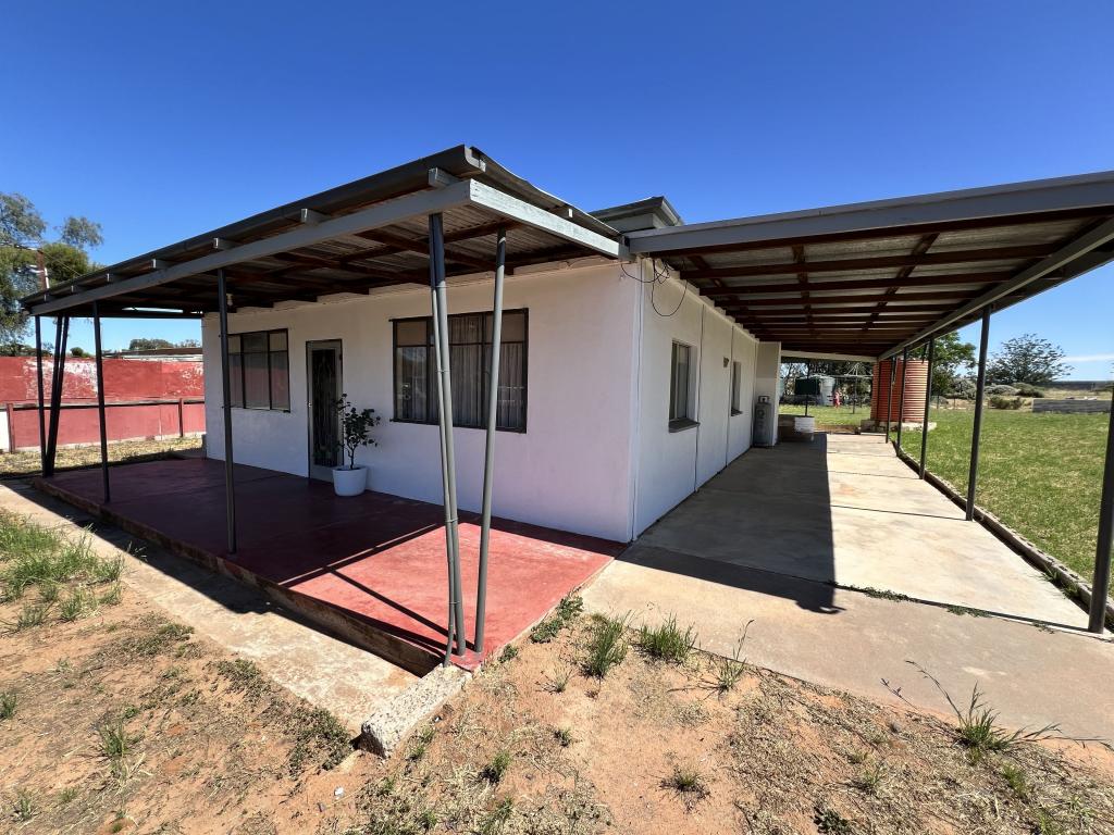 2 Irrigation Rd, Menindee, NSW 2879