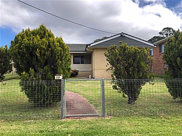 15 Leslie Pde, Stanthorpe, QLD 4380