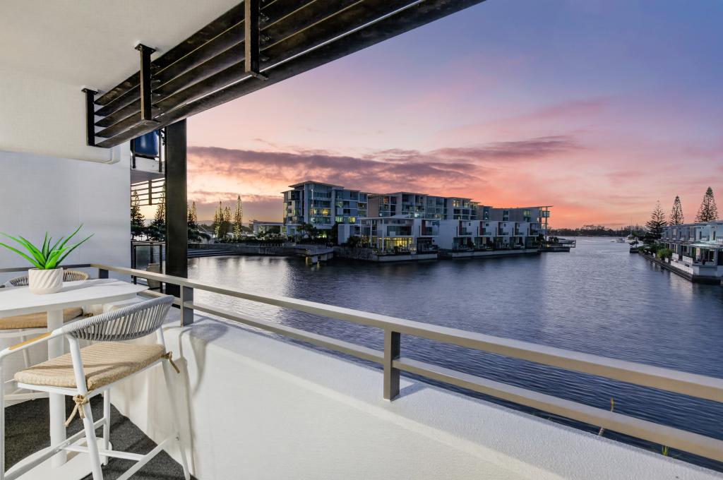 7203 Ephraim Island, Paradise Point, QLD 4216