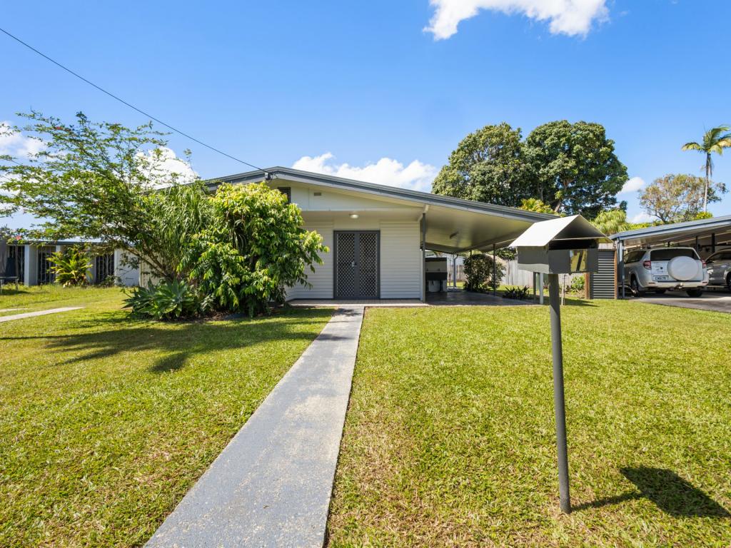 7 SMALLWOOD ST, MOOROOBOOL, QLD 4870