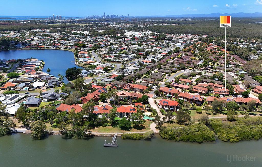 243/125 Hansford Rd, Coombabah, QLD 4216