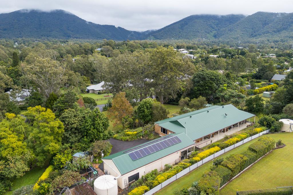 11 Norwood Ct, Highvale, QLD 4520