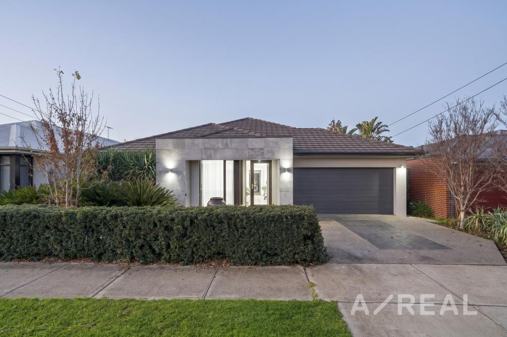 10 EVERHOLME DR, TRUGANINA, VIC 3029