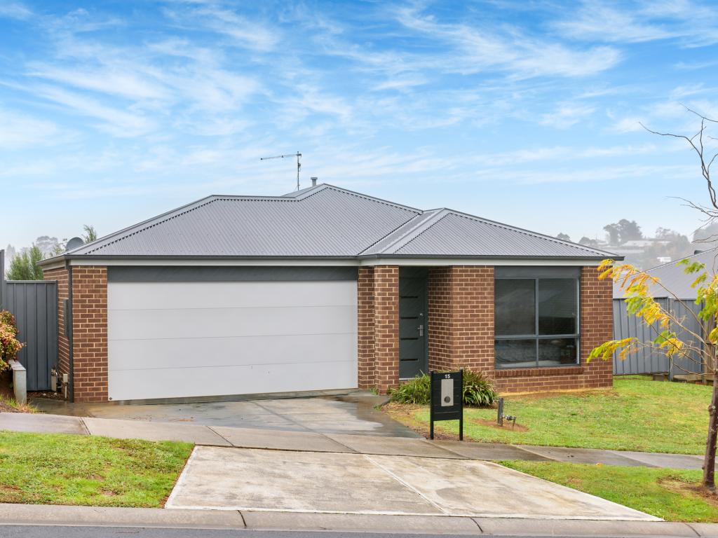 15 Buckland Dr, Warragul, VIC 3820