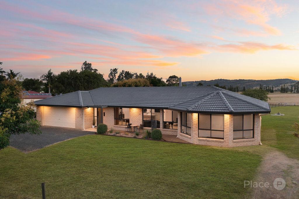 2 Rose Ave, Minden, QLD 4311
