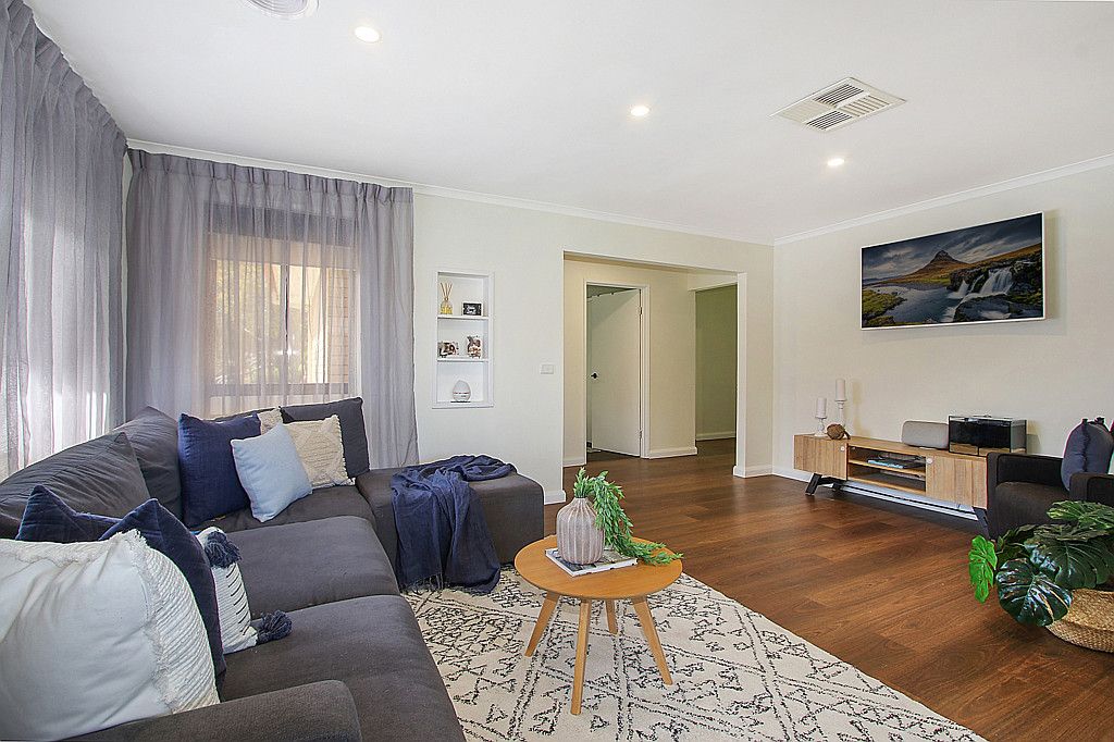 4 Budginigi Pl, Thurgoona, NSW 2640