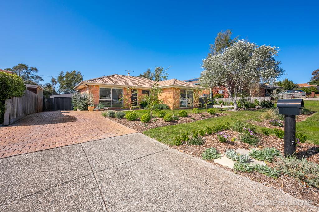 9 Lister Cres, Sunbury, VIC 3429