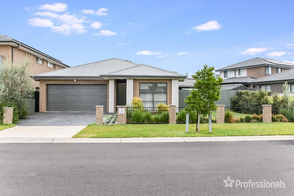 4 LIVESY ST, ORAN PARK, NSW 2570