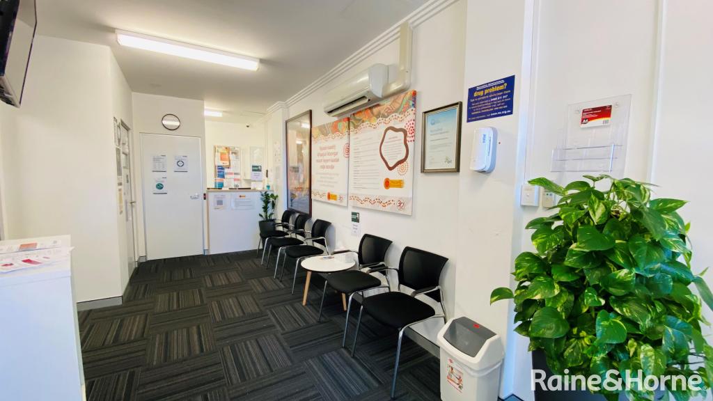 32 The Crescent, Midland, WA 6056