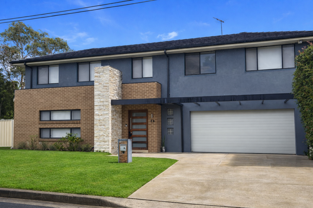 39 Mubo Cres, Holsworthy, NSW 2173