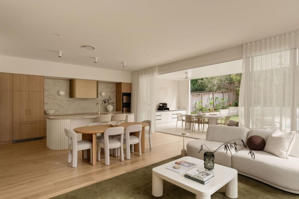 98 Barlow St, Clayfield, QLD 4011