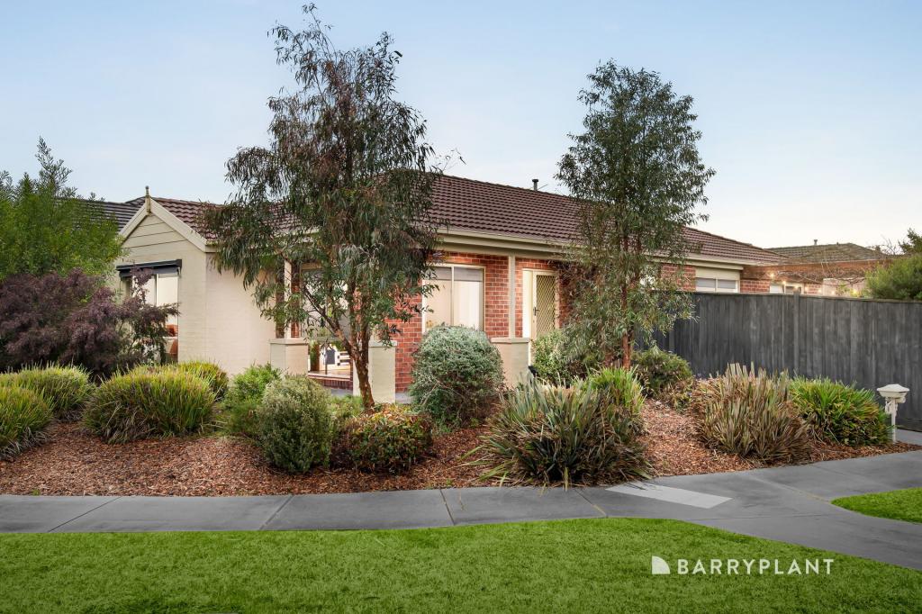 8 Fleetwood Dr, Doreen, VIC 3754