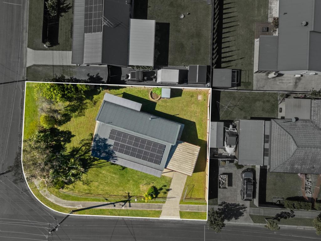 19 Cotswold St, Mount Warren Park, QLD 4207