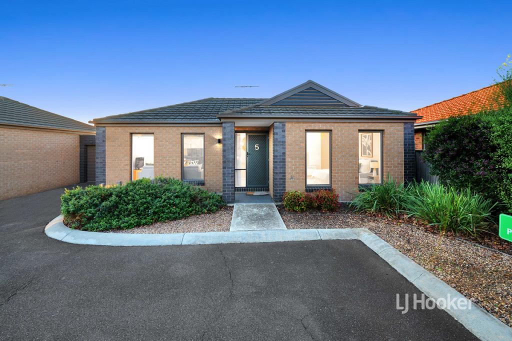 5/3 Campaspe Way, Point Cook, VIC 3030