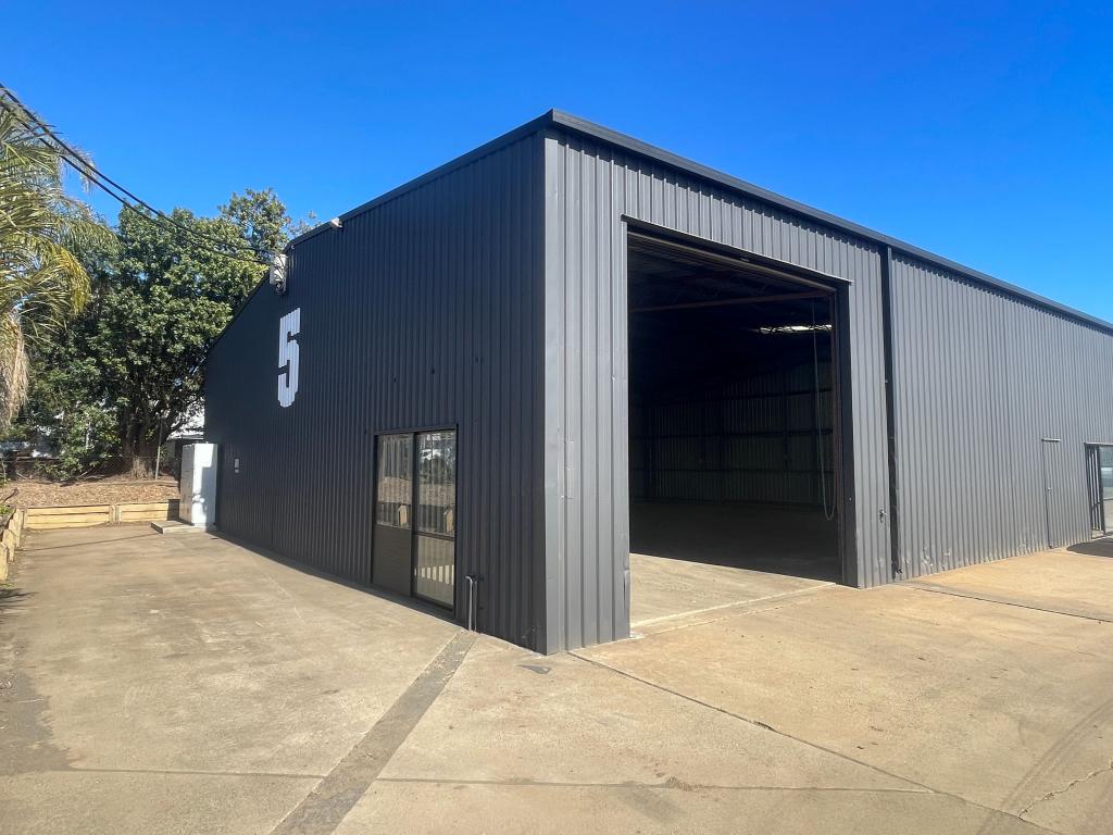 Tenancy 1/3-5 Hile Ct, Wilsonton, QLD 4350