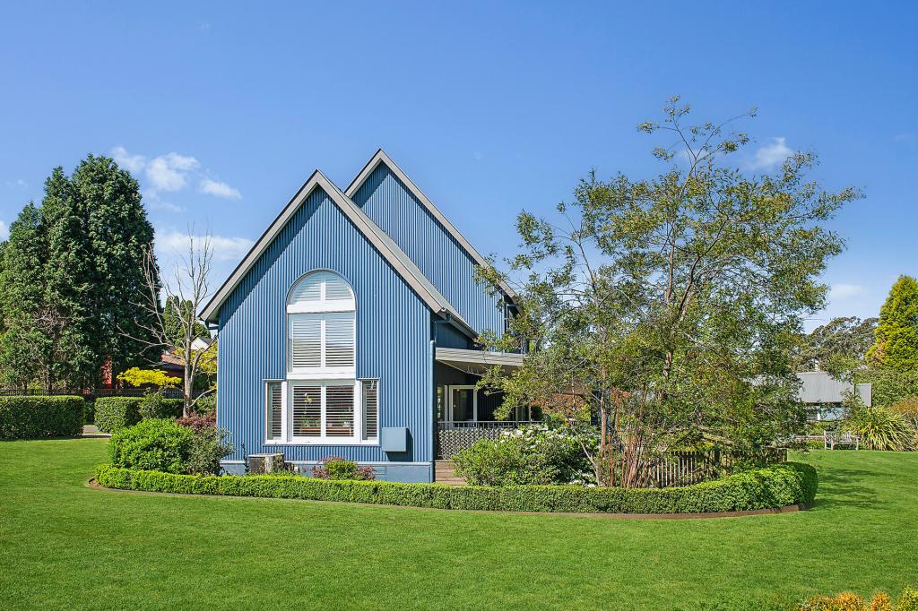 14 Campbell Ave, Burradoo, NSW 2576