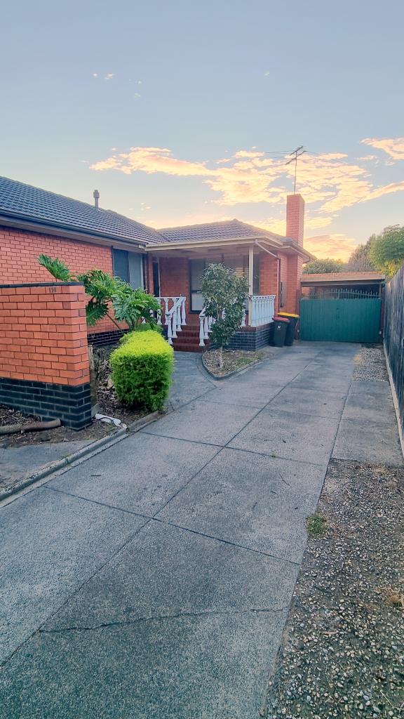 114 WATSONS RD, GLEN WAVERLEY, VIC 3150