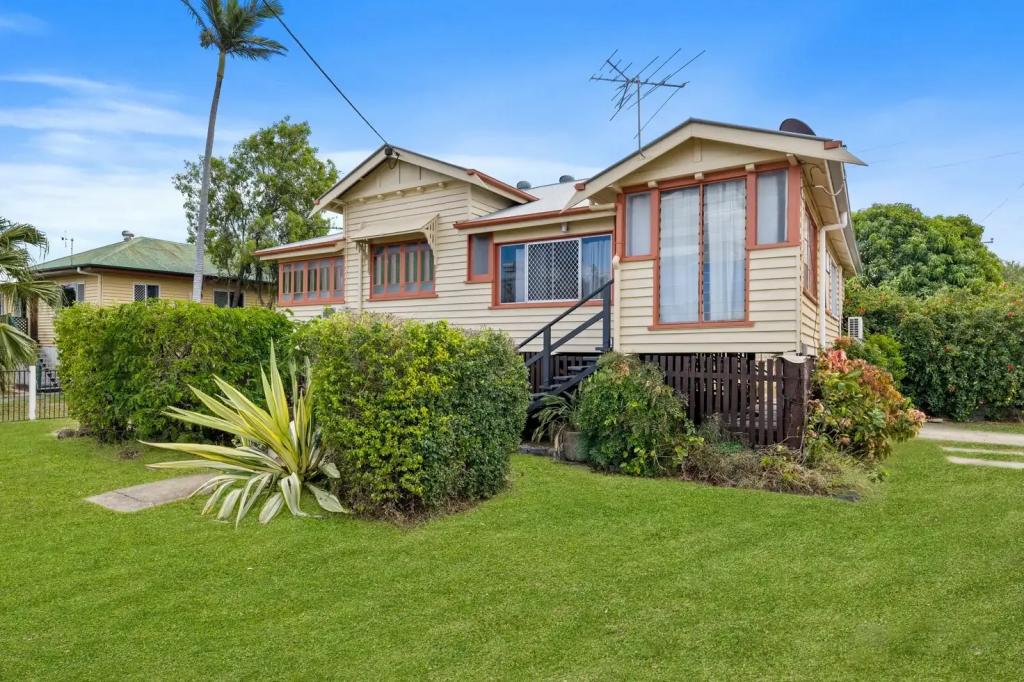 70 Park St, Park Avenue, QLD 4701