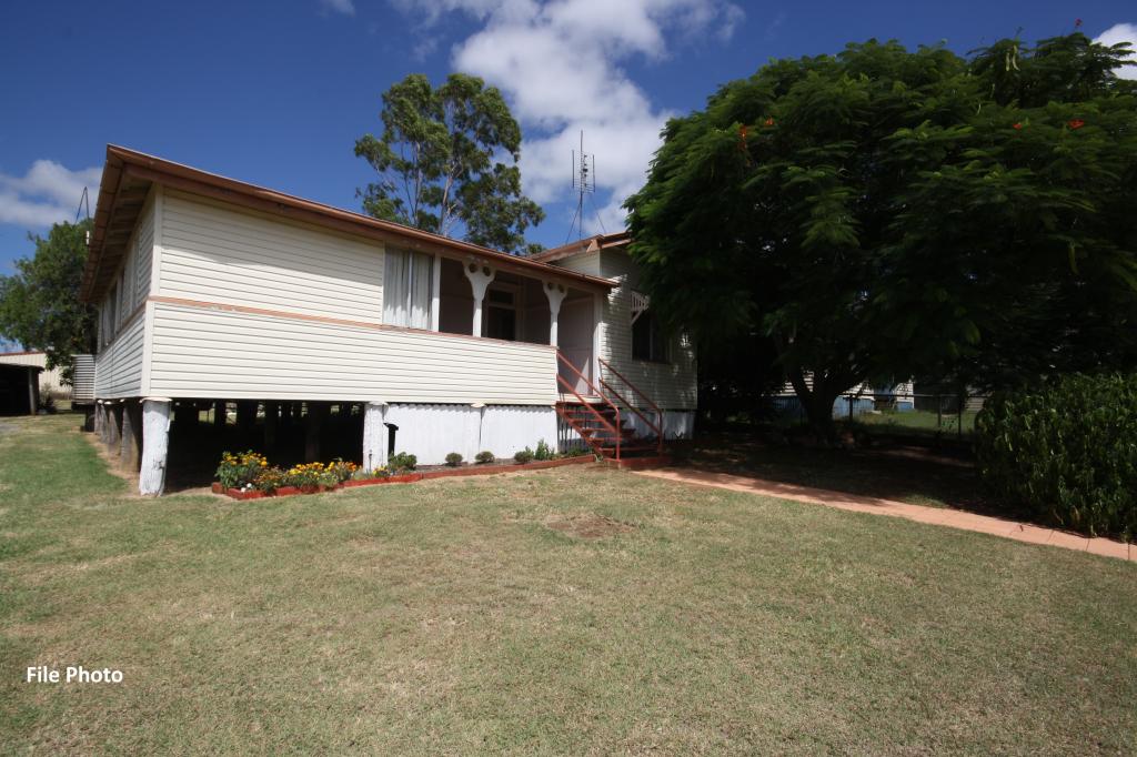 72 Stuart Russell St, Mundubbera, QLD 4626