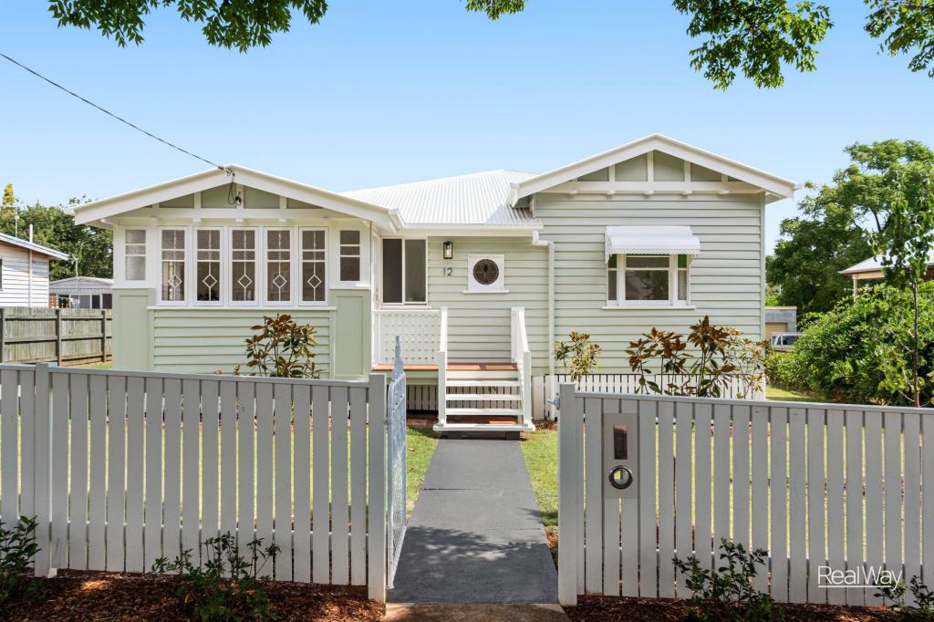 12 Chamberlain St, North Toowoomba, QLD 4350