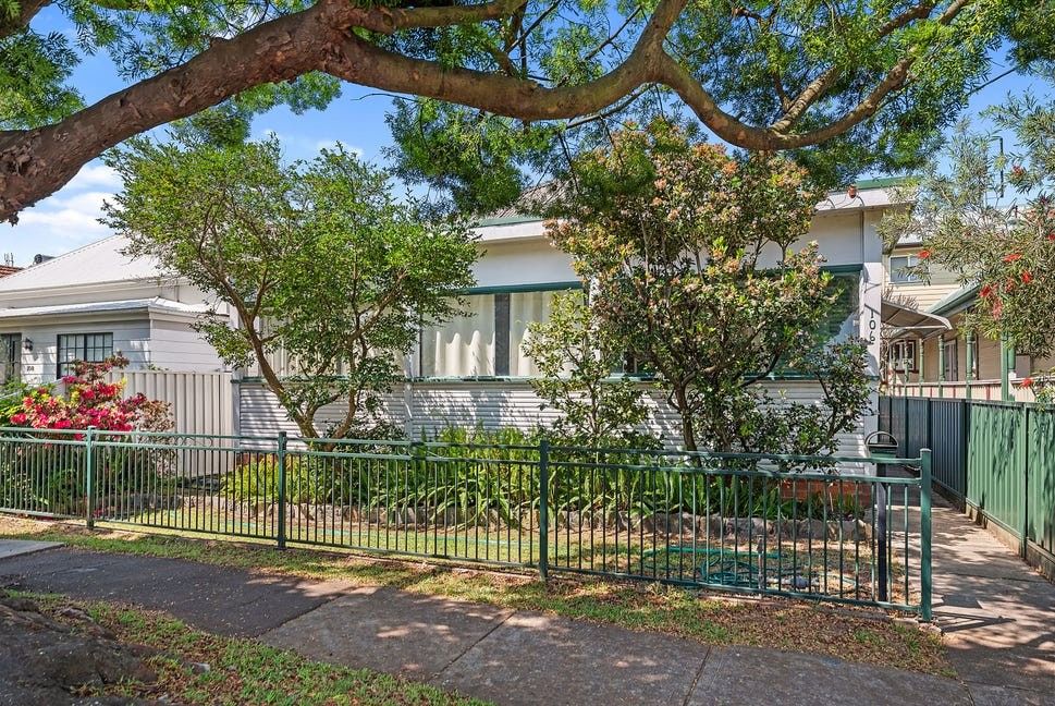 106 Douglas St, Stockton, NSW 2295