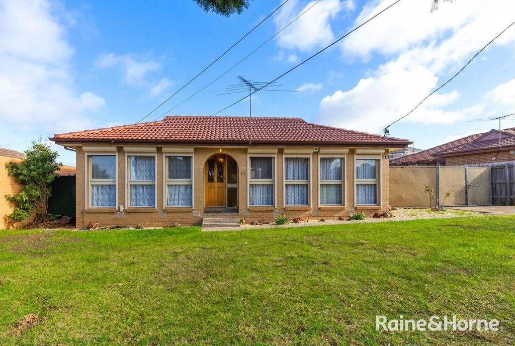 13 CHARLBURY GR, ST ALBANS, VIC 3021