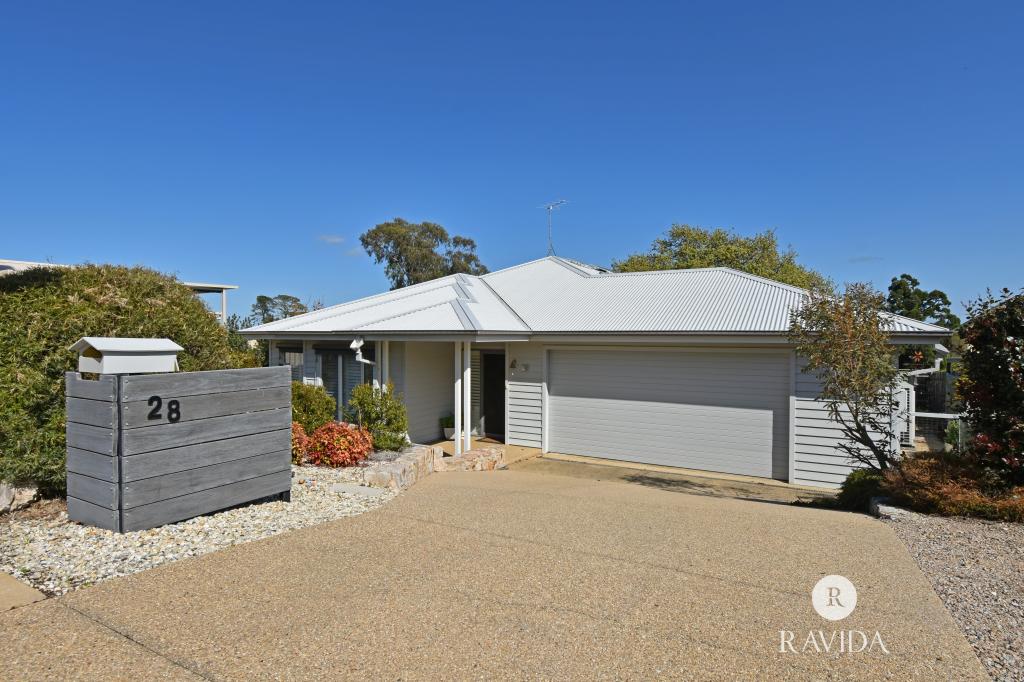 28 SHEHAN DR, BEECHWORTH, VIC 3747