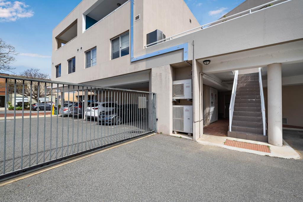 11/190 Scarborough Beach Rd, Mount Hawthorn, WA 6016