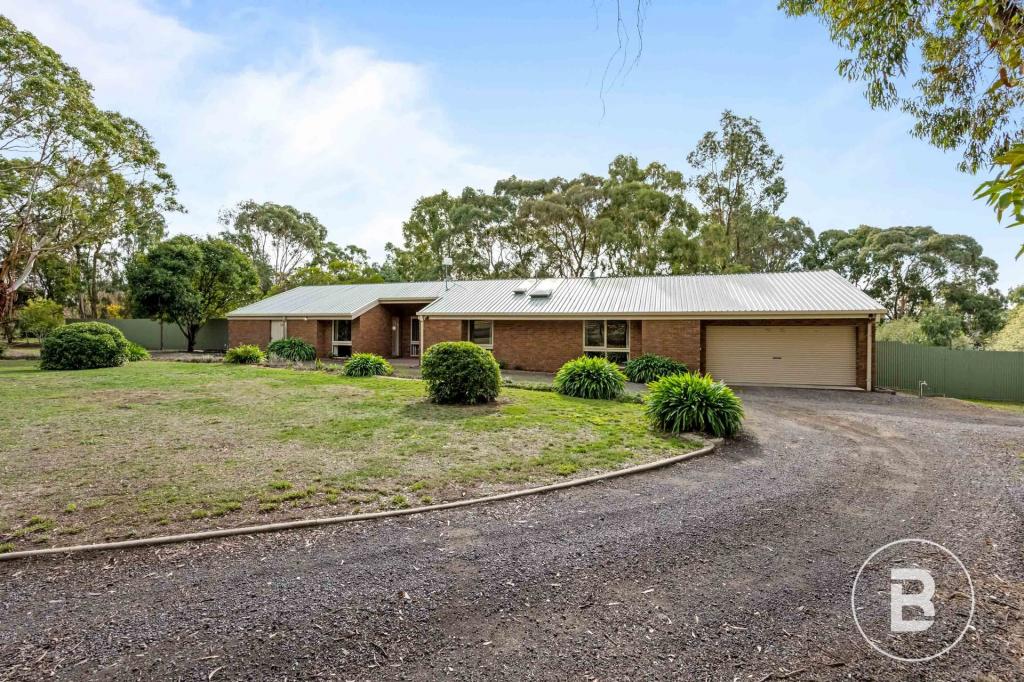 48 Cummins Rd, Mount Rowan, VIC 3352