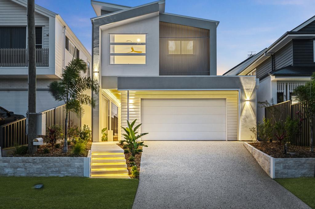 36 Buderim St, Manly, QLD 4179