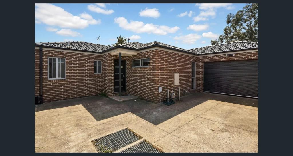 4/215 Station Rd, Melton, VIC 3337