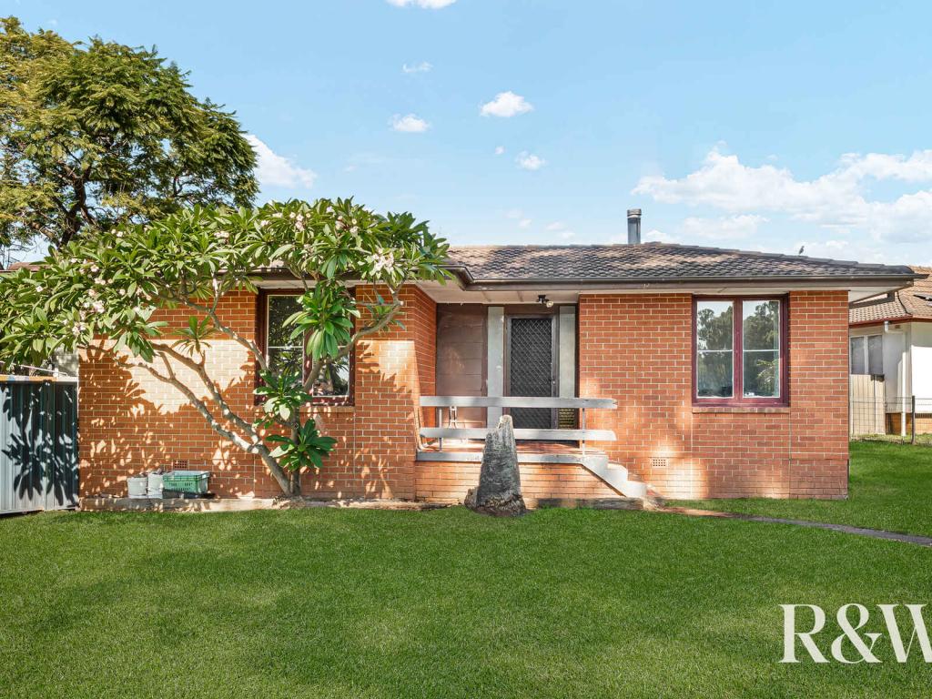 15 De Witt Pl, Willmot, NSW 2770